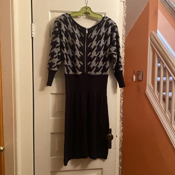 Point Zero Houndstooth dress - Picture 3 of 4